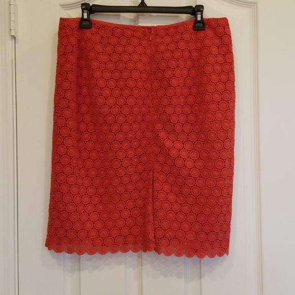 Coral Crocheted Skirt - Picture 4 of 8